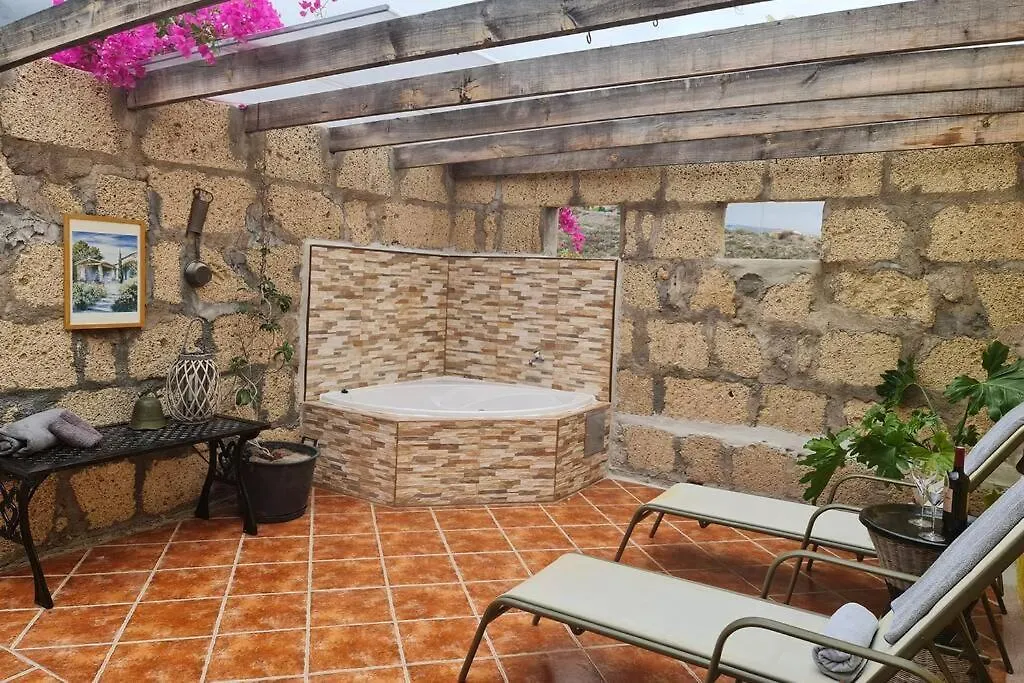Lovely Two Bedroom Apartment With Amazing View Tejina de Isora Španělsko
