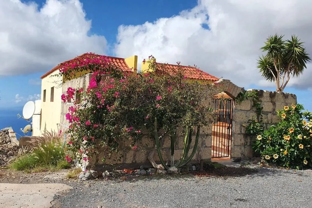 Lovely Two Bedroom Apartment With Amazing View Tejina de Isora